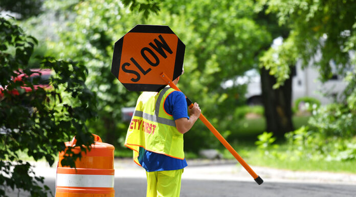 Business Economists See Slowdowns in Sales Growth, Profits Margins, and Employment
