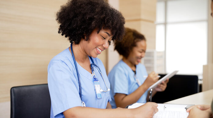 Healthcare Professionals Want a Balance of Tech and Human Support in Their Job Search